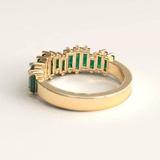 18k Gold Baguette Emerald Ring