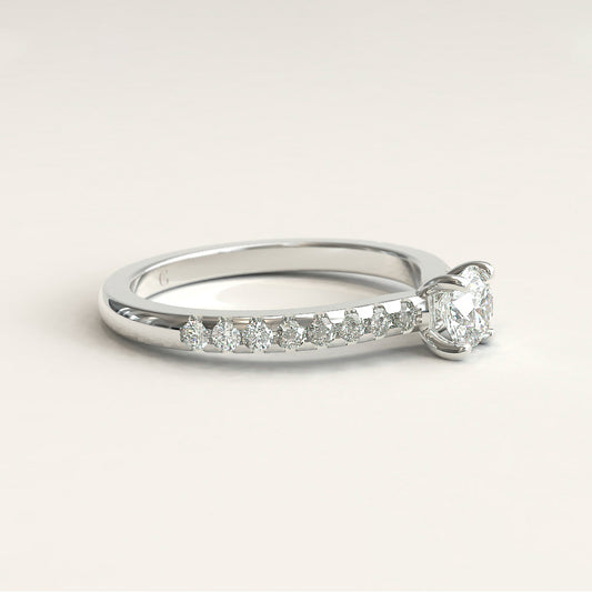 18k White Gold Round Diamond Engagement Ring