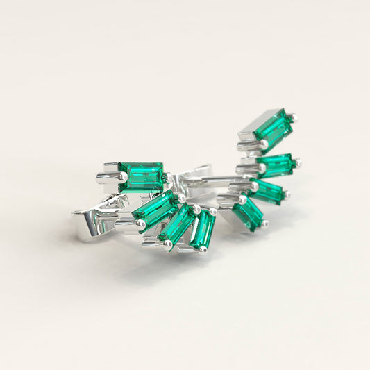 18k White Gold Earrings with Baguettes Emerald