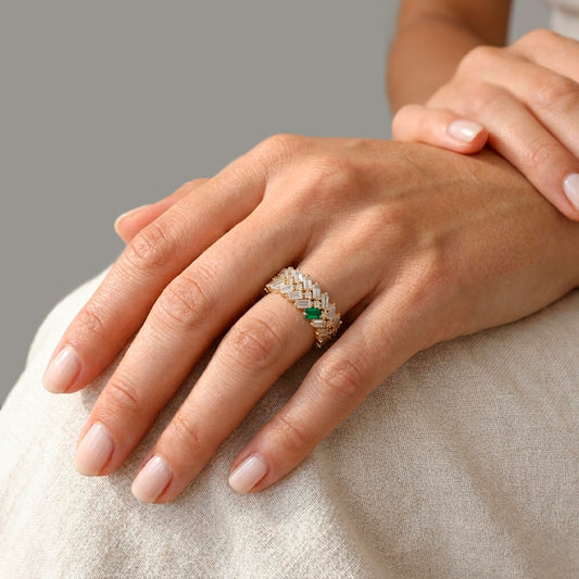Earn Grain Ring in 18k yellow gold — Colombian emerald and baguette diamond herringbone band, 1Em Collection by GOHI ring on