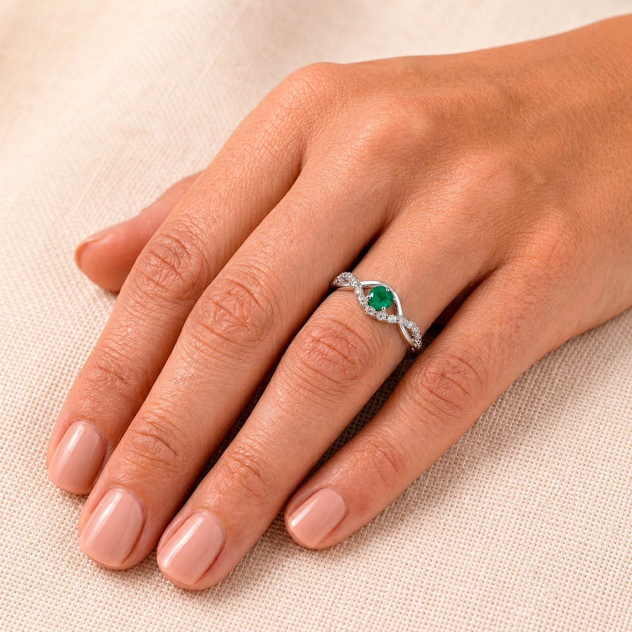 Interlude Ring in 18k white gold — Colombian emerald and twisted diamond band, 1Em Collection by GOHI model