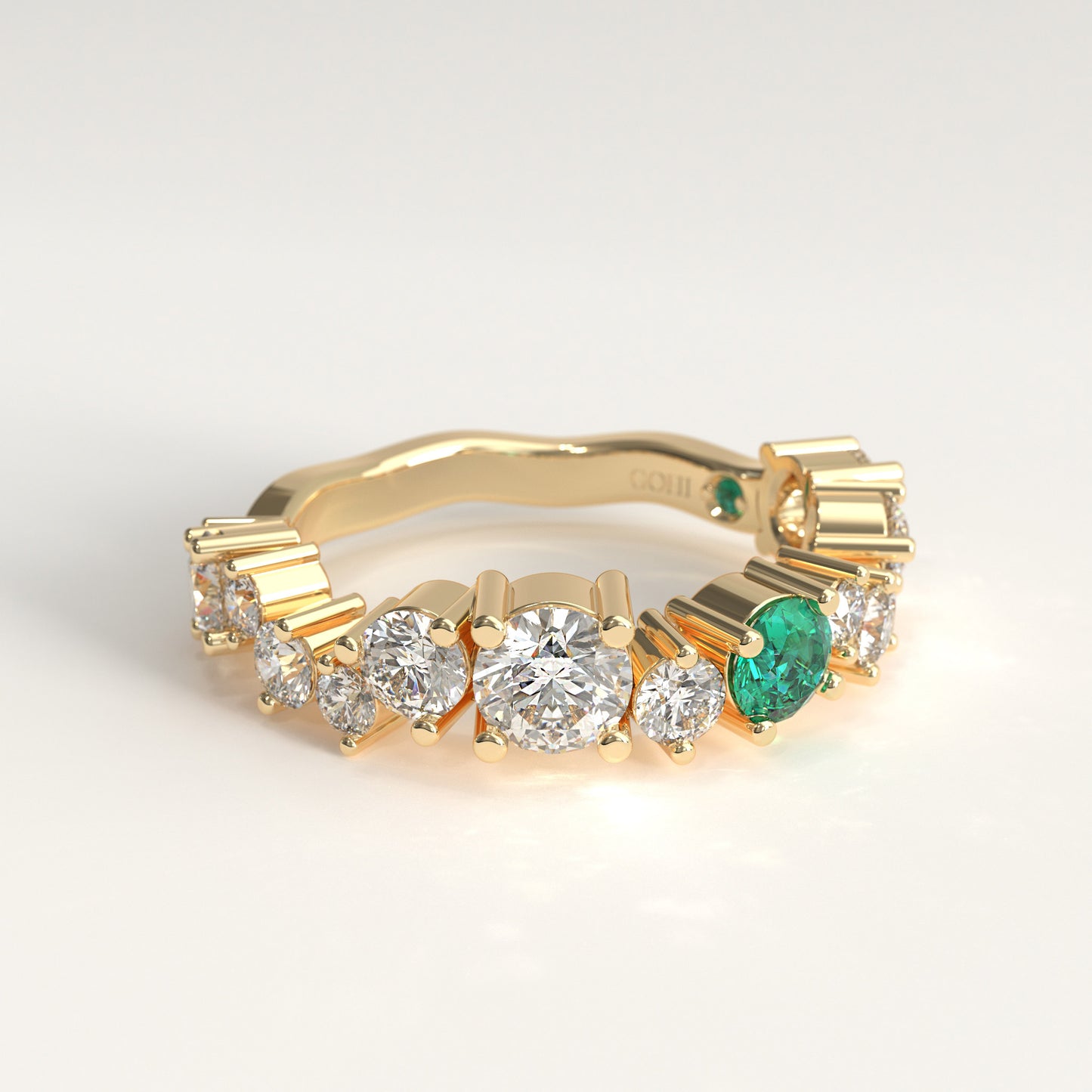 Meridian Ring in 18k yellow gold — Colombian emerald and graduated round diamond band, 1Em Collection by GOHI
